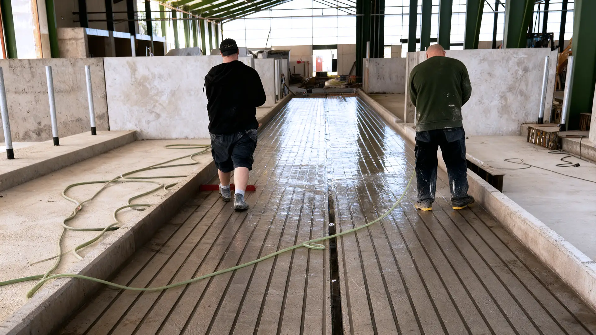 Diamant Vrt Servis - Reference - Protiskluzové drážky pro krávy